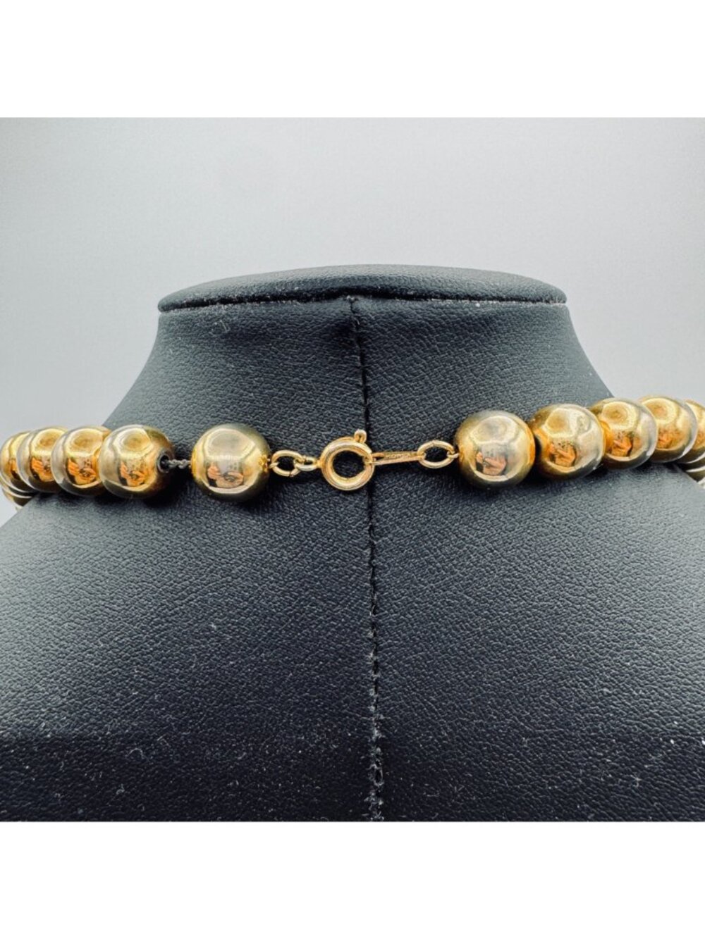 Vintage Gold Tone Bead Necklace 10mm Polished Metal Strung on Rope Chain 30" - Picture 4 of 5